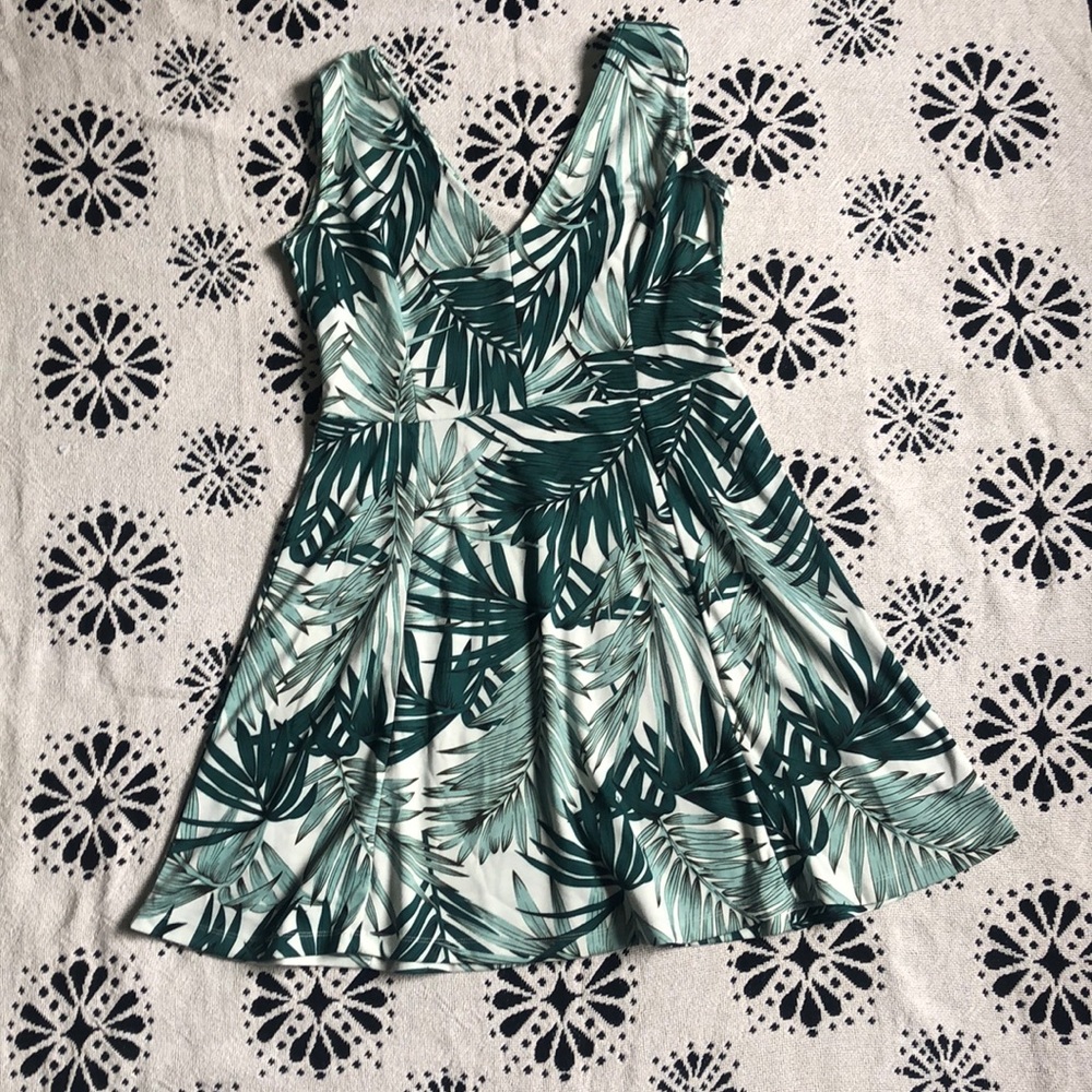 EUC H&M Tropical Sleeveless Dress sz L